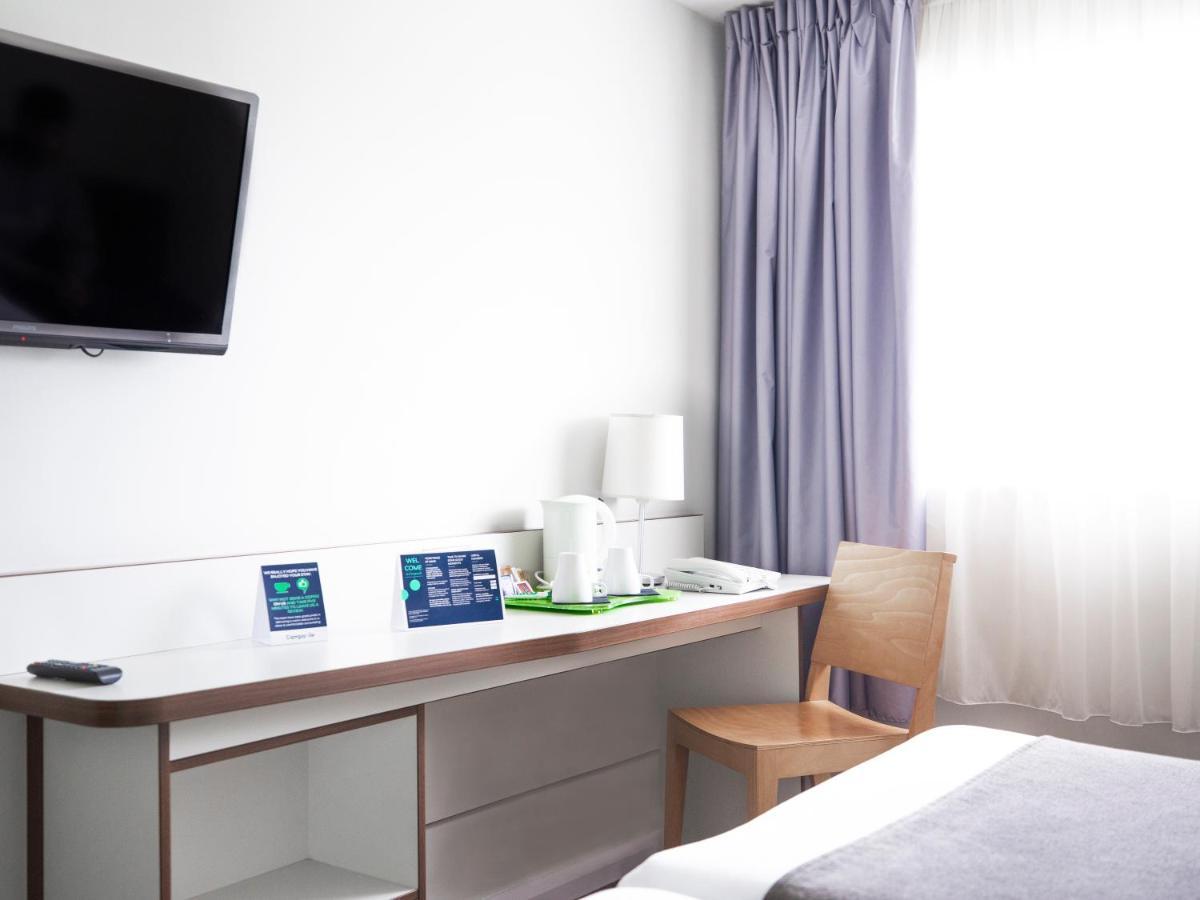 Campanile Hotel Northampton Eksteriør billede